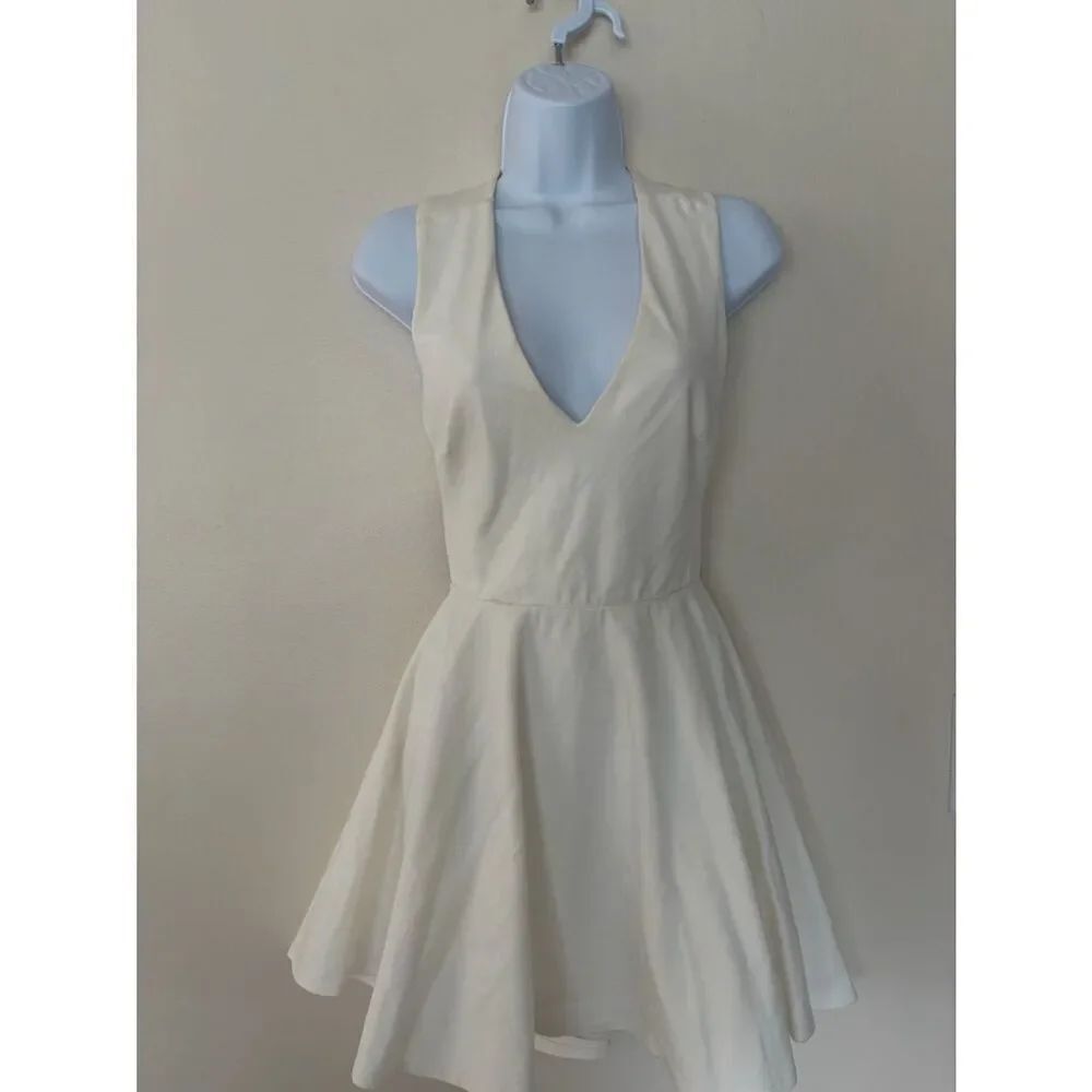 Lulu’s Cream V-Neck Sleeveless Fit & Flare Dress